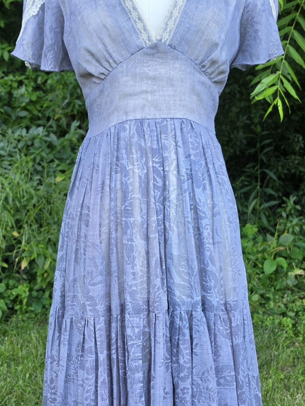 GUNNE SAX lace Trim Floral Midi Dress - Picture 3 of 11